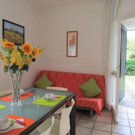 Holiday home 8 Guests Near The Beach - Air Conditioning - Private Garden *